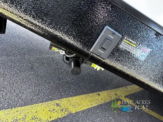 2024 Heartland North Trail 27DBH Corner Bunks in Travel Trailers & Campers in Truro - Image 17