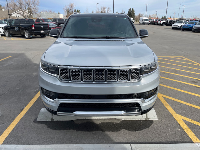 2023 Jeep Grand Wagoneer 6.4L V8 | 7-PASSENGER | MASSAGING SE... in Cars & Trucks in Lethbridge - Image 2