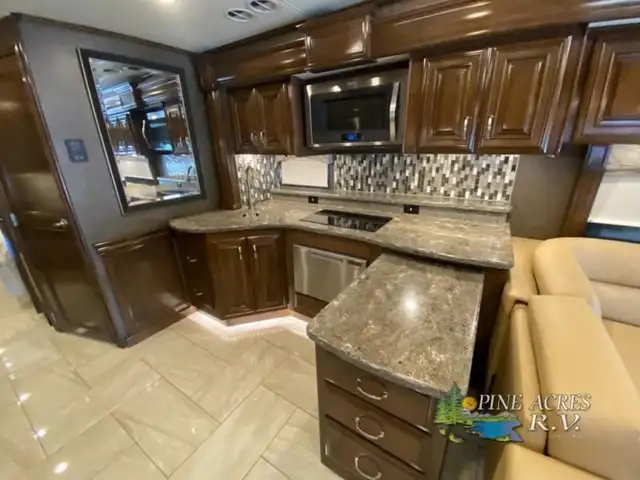 2018 Thor Motor Coach Tuscany 45AT only 029,124 Miles in RVs & Motorhomes in Moncton - Image 27