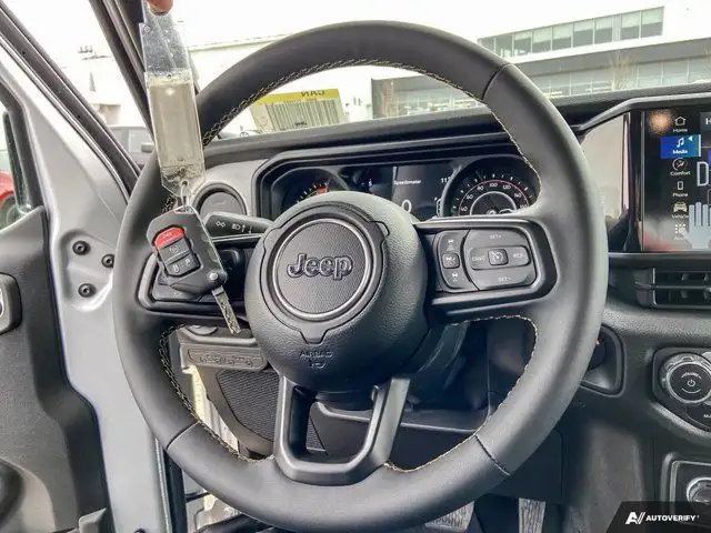 2024 Jeep Wrangler Sport | Heated Seats | Remote Start | Tow dans Autos et camions dans Grande Prairie - Image 26