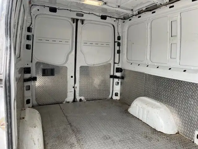 2015 Mercedes-Benz Sprinter cargo vans 2500 144 LOW ROOF-RARE 3  in Cars & Trucks in City of Toronto - Image 19