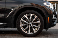 Leather, Keyless, Push Start, Panoramic Sunroof, Navigation, Backup Camera, Blind Spot Assist, Lane... (image 9)