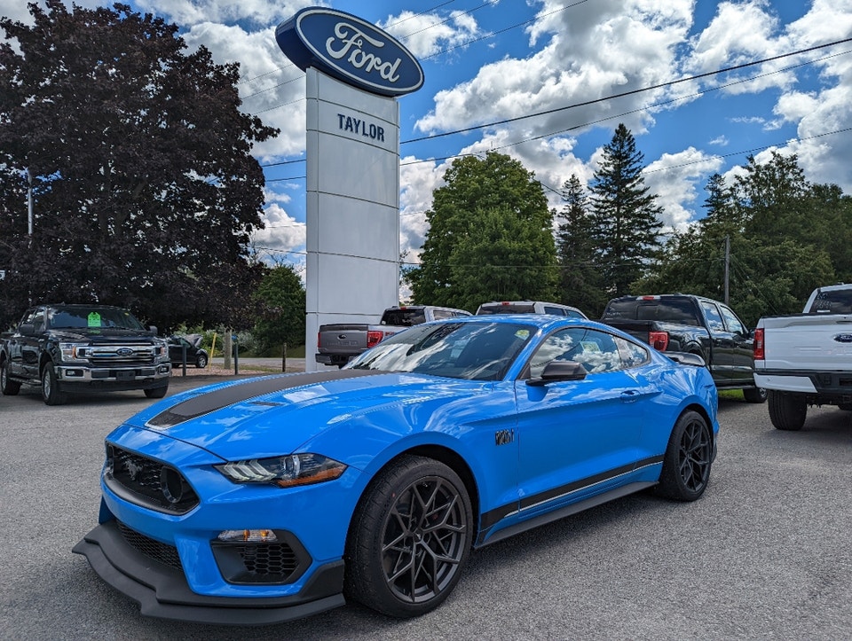  2022 Ford Mustang Mach 1