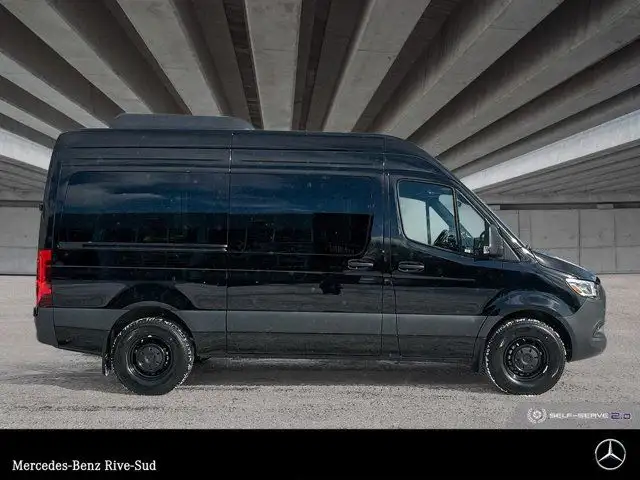 2025 Mercedes-Benz Sprinter 2500 144 Wheelbase High Roof RWD in Cars & Trucks in Longueuil / South Shore - Image 7