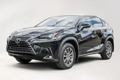 2021 Lexus NX 300 BASE SIGNATURE / CAMERA / BLUETOOTH 1 PROPRIO 