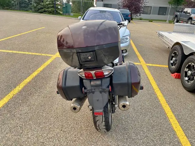 2007 YAMAHA FJR TOURING 1300 (FINANCING AVAILABLE) in Street, Cruisers & Choppers in Kelowna - Image 7