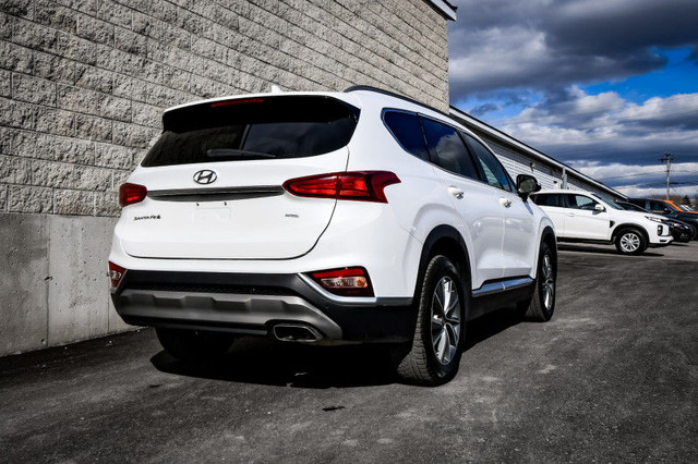 2020 Hyundai Santa Fe 2.4L Preferred AWD - Heated Seats in Cars & Trucks in Kingston - Image 3