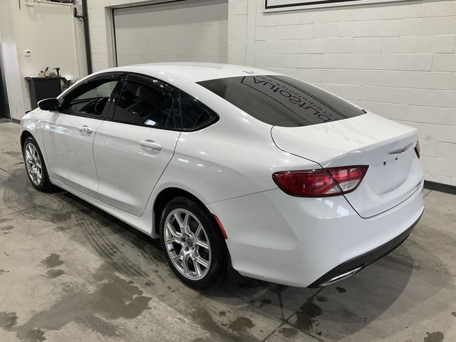 2015 Chrysler 200 Berline 4 portes traction avant S à vendre in Cars & Trucks in Laval / North Shore - Image 3