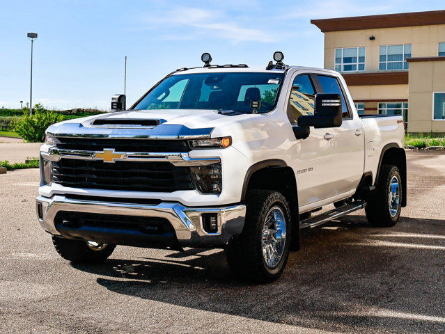 2024 Chevrolet Silverado 2500HD LT 6.6L in Cars & Trucks in Strathcona County - Image 4