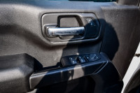 This 2023 Chevrolet Silverado 1500 is for sale today. This Crew Cab 4X4 pickup has 65,789 kms. It's... (image 8)