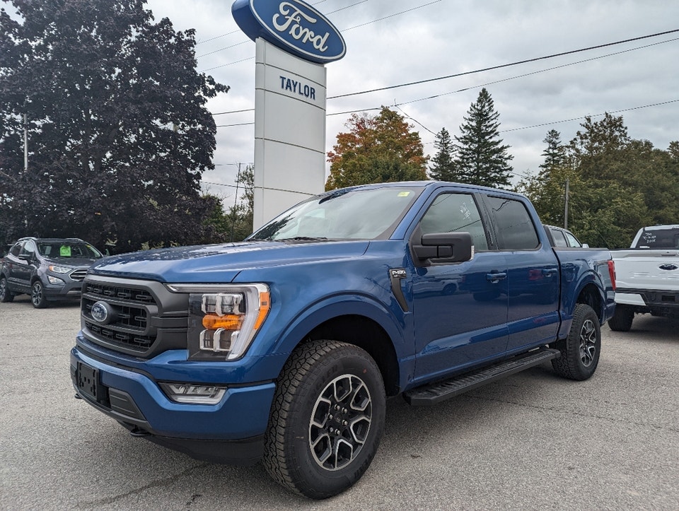  2022 Ford F-150 XLT *302A Sport, 2.7L, Tailgate Step*