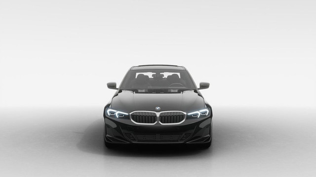 2025 BMW 3 Series 330i xDrive Berline | Saphir Noir Métallisé in Cars & Trucks in City of Montréal - Image 3