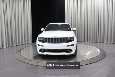 2015 Jeep Grand Cherokee SRT 4WD / Heated/Cooled Leather / Pa...