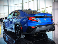 Comes equipped with: Heated Mirrors, Power Mirrors, Sunroof , Shark fin antenna, Halogen Headlamps,... (image 6)