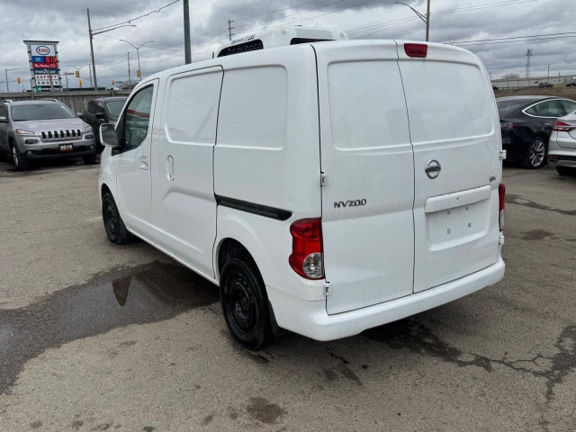 2014 Nissan NV200 SV, REEFER, REFRIDGERATION, FREEZER, CERTIFIED in Cars & Trucks in London - Image 3