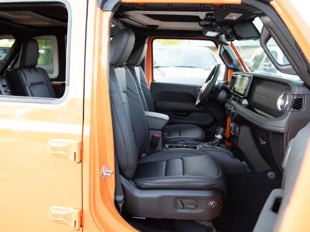 2025 Jeep Wrangler Sahara in Cars & Trucks in Calgary - Image 24