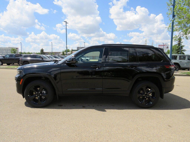 2024 Jeep Grand Cherokee Limited in Cars & Trucks in Edmonton - Image 4