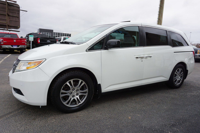 2011 Honda Odyssey in Cars & Trucks in Oakville / Halton Region - Image 3
