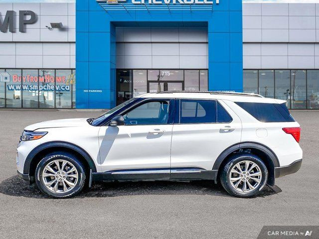 2021 Ford Explorer XLT | AWD | Leather | Sunroof | Remote Start in Cars & Trucks in Saskatoon - Image 2