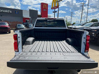 Z71 Off-Road Suspension Package, Trail Boss Package, Wireless Charging, Keyless Entry, Remote Start,... (image 8)