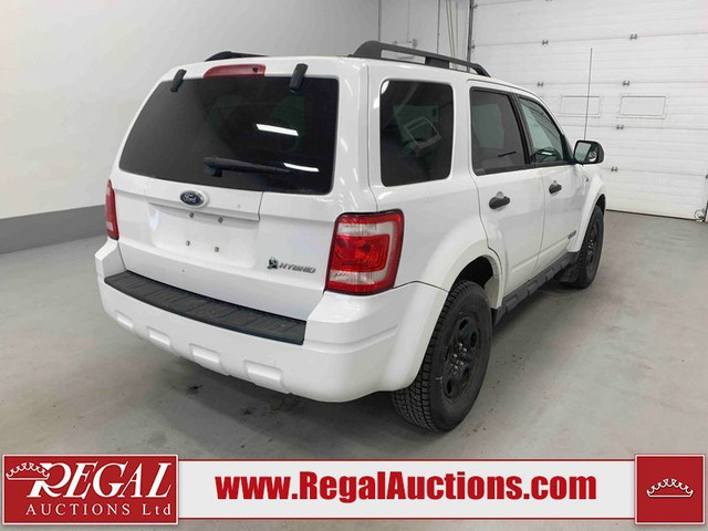 2008 FORD ESCAPE in Cars & Trucks in Calgary - Image 4