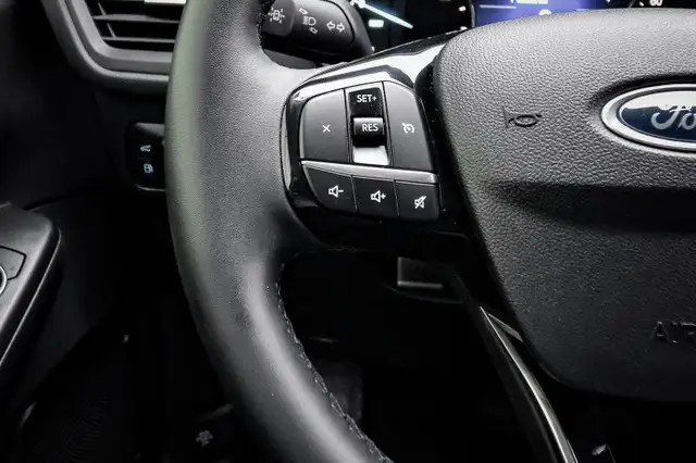 2022 Ford Escape SE Hybrid • HEATED SEATS • SPORT APPEARANCE PKG in Cars & Trucks in Kingston - Image 18
