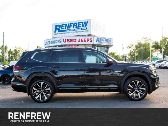 2024 Volkswagen Atlas Execline AWD, Harman/Kardon, HUD in Cars & Trucks in Calgary