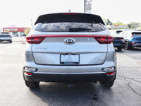 Experience the perfect blend of style, comfort, and practicality with the 2020 Kia Sportage LX FWD i... (image 3)