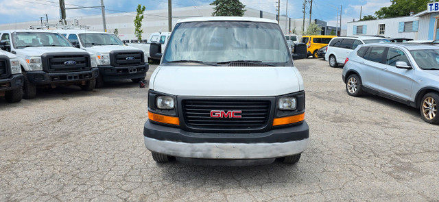 2004 GMC Savana Cargo Van 3500 EXTENDED Full Open cargo space! in Cars & Trucks in Mississauga / Peel Region - Image 2