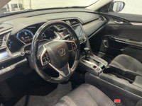 // SÉCURITAIRE ET BIEN ÉQUIPÉ // // TOIT OUVRANT // // DÉMARREUR À DISTANCE //La Honda Civic EX-T 20... (image 9)