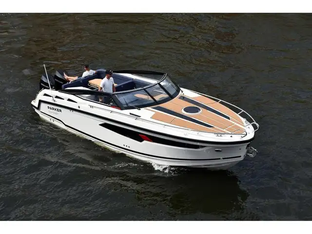 2025 Parker 910 ODYSSEY in Powerboats & Motorboats in Québec City - Image 4