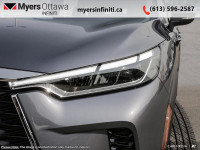 Leather Seats! A smooth ride, a nicely appointed interior, and an easy-access third row highlight th... (image 7)