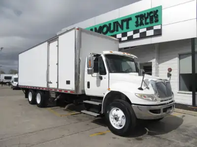 L9 CUMMINS 350HP, ALLISON 3000 AUTO TRANS, A/C, AM/FM STEREO WITH BLUETOOTH, POWER WINDOWS & LOCKS,...