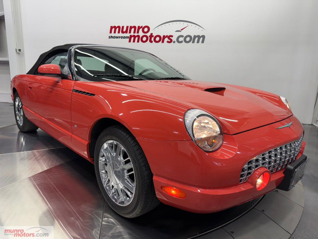 2003 Ford Thunderbird in Cars & Trucks in Brantford - Image 3
