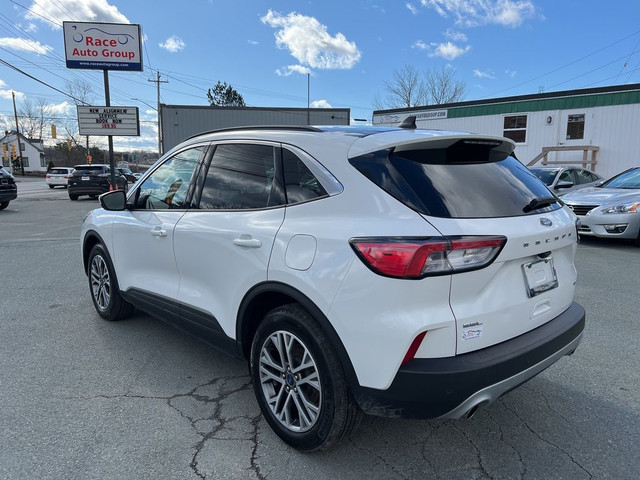  2021 Ford Escape Keyless Entry | Heated Seats | Trailer Tow Pac in Cars & Trucks in Bedford - Image 3