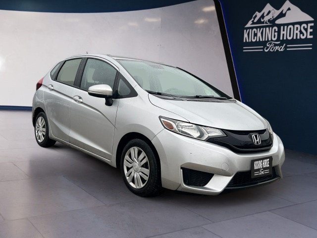 2016 Honda Fit in Cars & Trucks in Revelstoke - Image 3