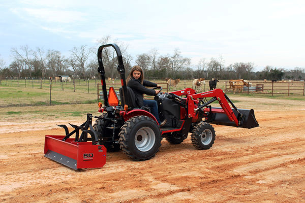 SAVE $9,264 interest. 0% for 84 month. 2023 MAHINDRA Max 26XLT  in Farming Equipment in Saskatoon - Image 2