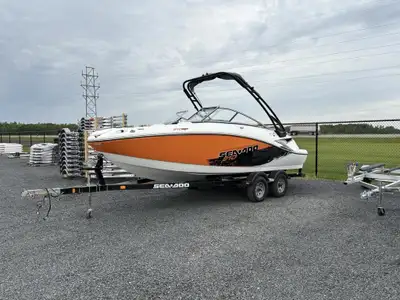 2012 Sea-Doo Challenger 210 SP Discover the 2012 Sea-Doo Challenger 210 SP - a perfect blend of styl...