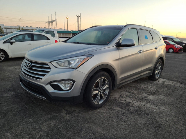 2015 Hyundai Santa Fe XL AWD 4dr 3.3L Auto in Cars & Trucks in City of Toronto