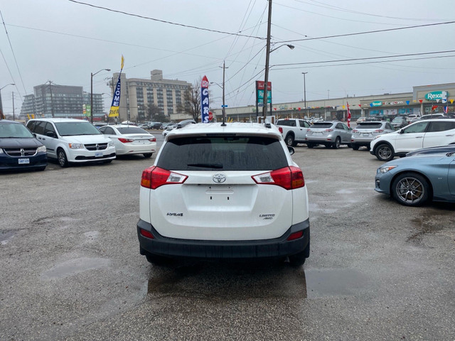 2015 Toyota RAV4 AWD 4dr Limited in Cars & Trucks in City of Toronto - Image 4