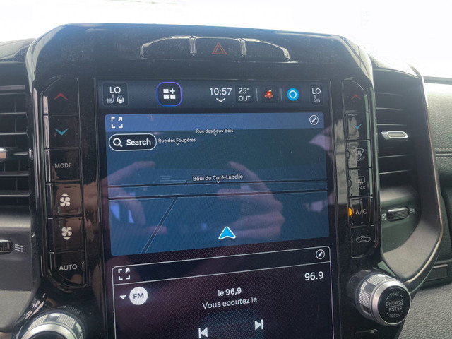 2022 Ram 1500 SPORT LEVEL 2 CREW 4X4 V8 *NAV* SIÈGES CHAUFF in Cars & Trucks in Laurentides - Image 4
