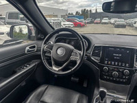 This Jeep Grand Cherokee WK boasts a Regular Unleaded V-6 3.6 L/220 engine powering this Automatic t... (image 8)