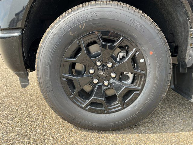 2025 Ford F-150 Lightning XLT | 311A | 4X4 | SuperCrew 145 in Cars & Trucks in Edmonton - Image 3
