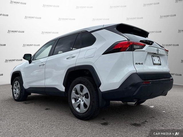 2023 Toyota RAV4 LE in Cars & Trucks in Ottawa - Image 4