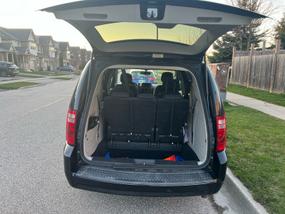 2010 Dodge Grand Caravan SE