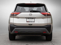 This Nissan Rogue boasts a Intercooled Turbo Regular Unleaded I-3 1.5 L/91 engine powering this Vari... (image 5)