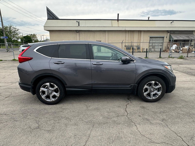 2017 Honda CR-V EX in Cars & Trucks in Hamilton - Image 4