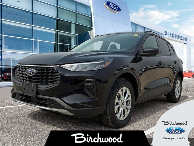 2025 Ford Escape Active 200A | 1.5L | Pano Sunroof | Tech PKG in Cars & Trucks in Winnipeg