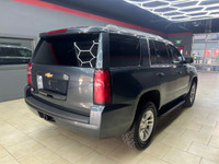 KATZKIN LEATHER, REAR VIEW CAMERA, 3rd ROW SEATING, DUAL DVD, DUAL POWER SEAT, REMOTE START, 5.3L V8... (image 9)