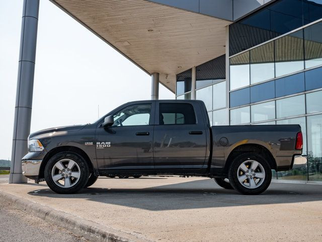 2023 Ram 1500 Classic SLT in Cars & Trucks in Barrie - Image 4